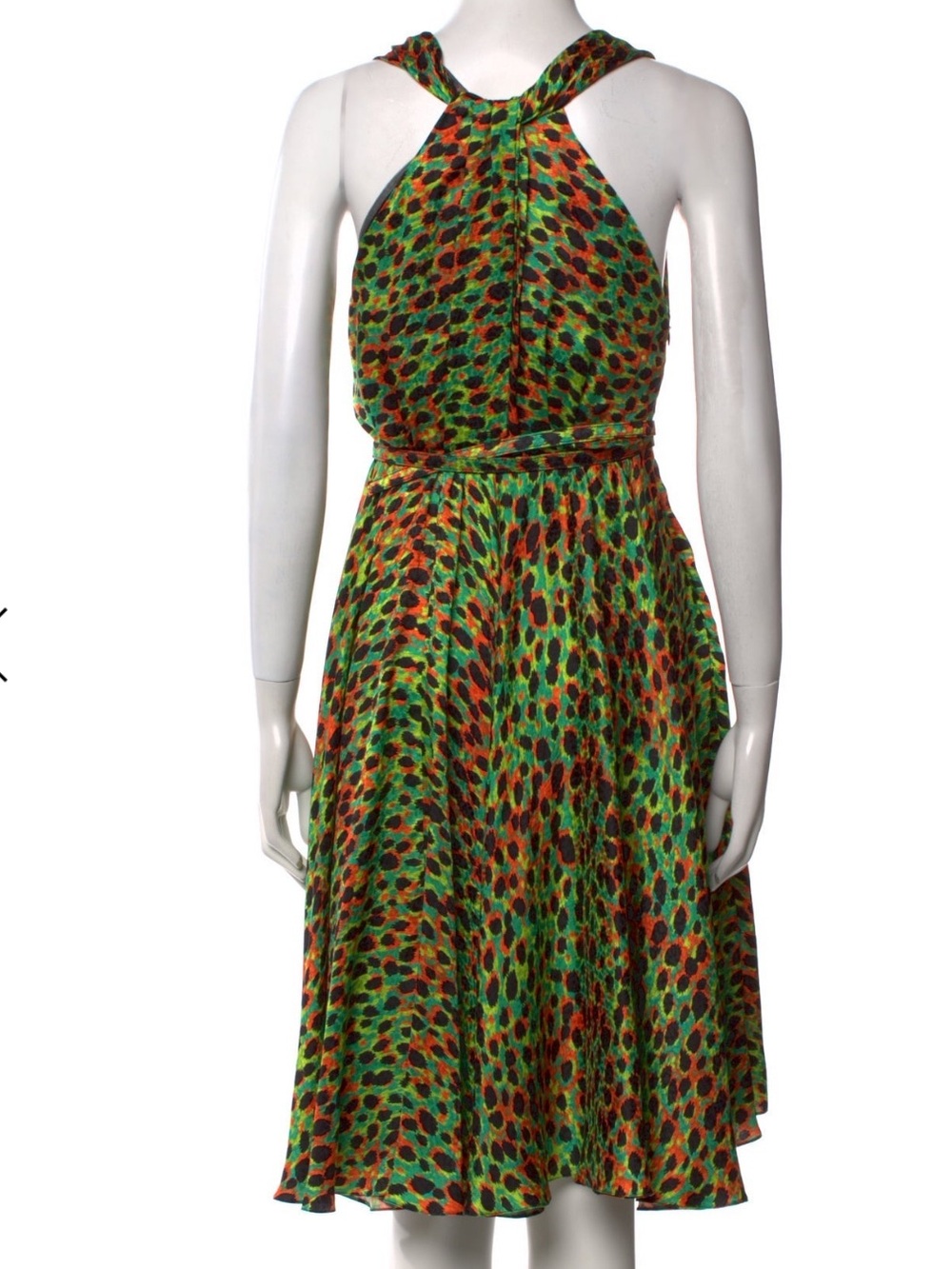 Christian Dior
Silk Knee-Length Dress
Size: S